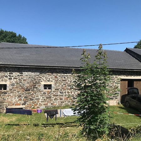 Maison De Famille Au Plateau Du Mezenc Les Vastres Buitenkant foto