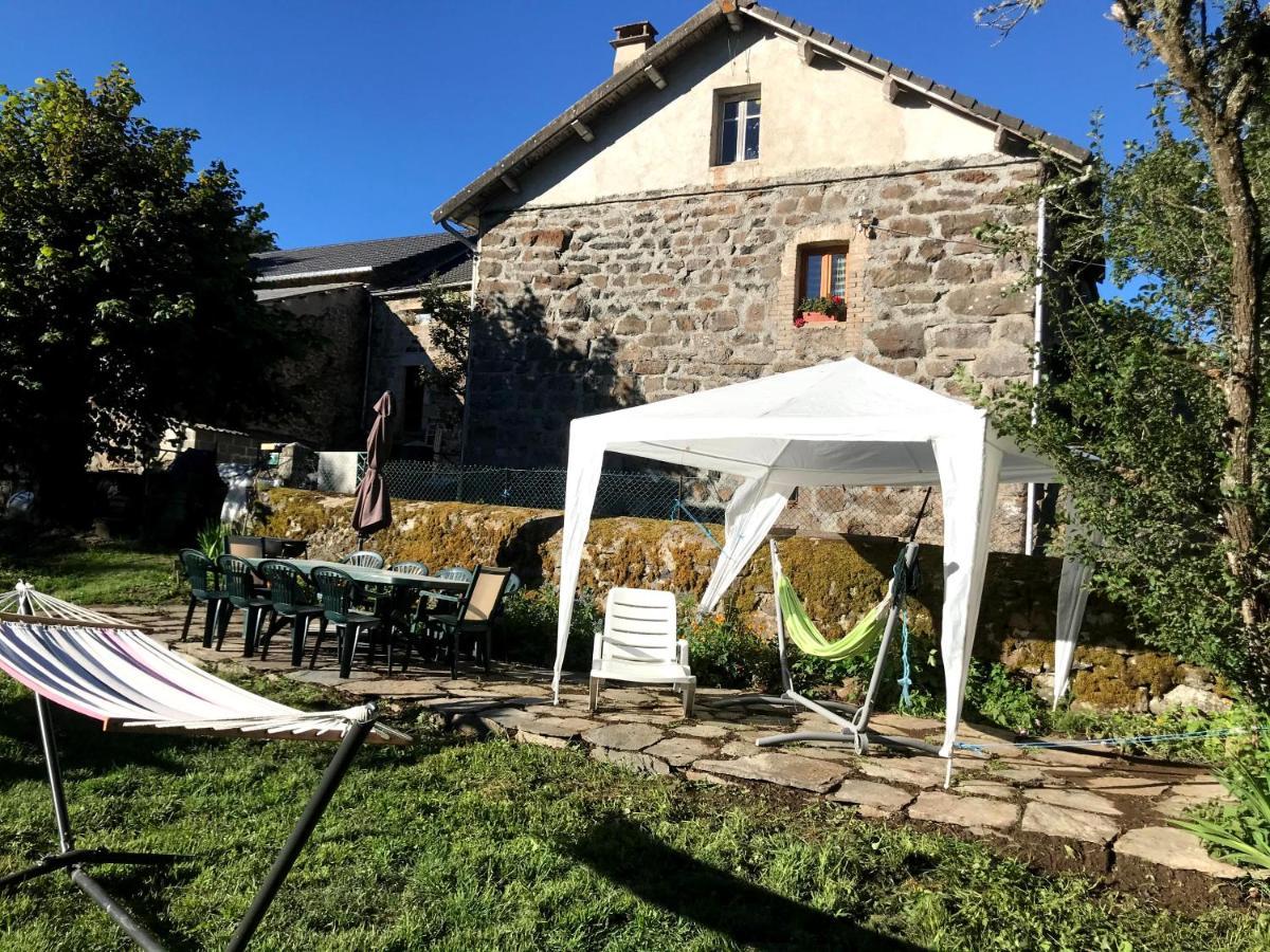 Maison De Famille Au Plateau Du Mezenc Les Vastres Buitenkant foto