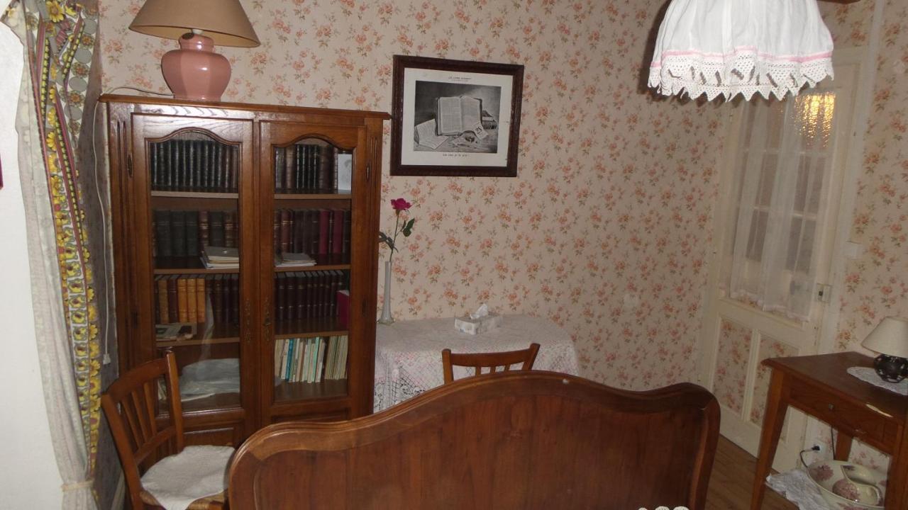 Maison De Famille Au Plateau Du Mezenc Les Vastres Buitenkant foto