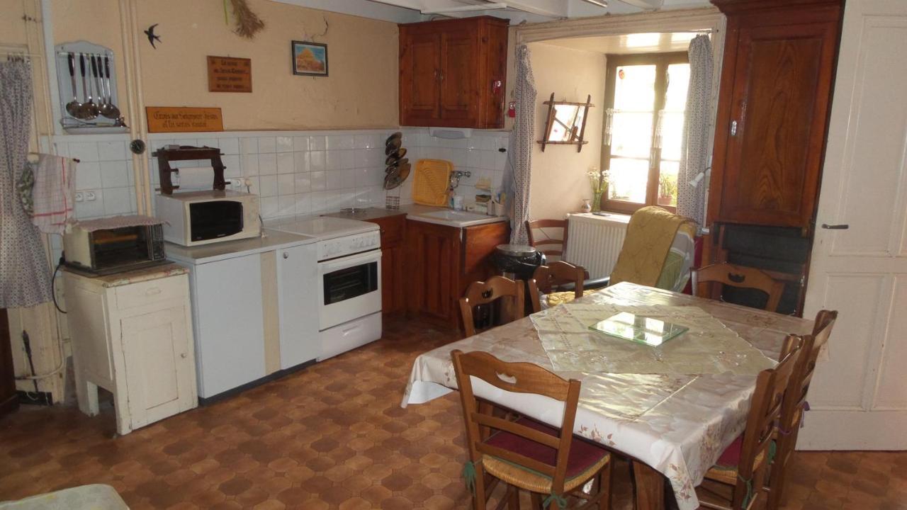 Maison De Famille Au Plateau Du Mezenc Les Vastres Buitenkant foto